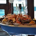 Отель Restaurant La Sole Meuniere Кале