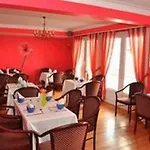 Restaurant La Sole Meuniere Отель 2*